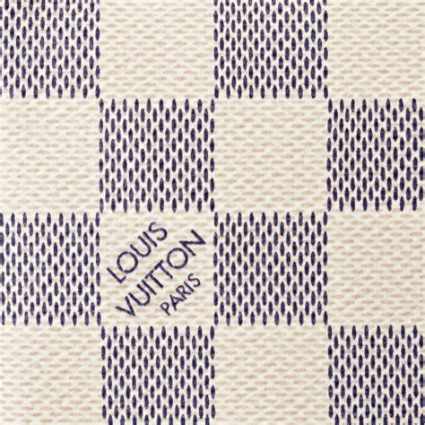 damier azur canvas pattern.